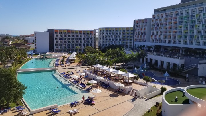 Arroz a la Cubana: Resortworld&nbsp;1.0